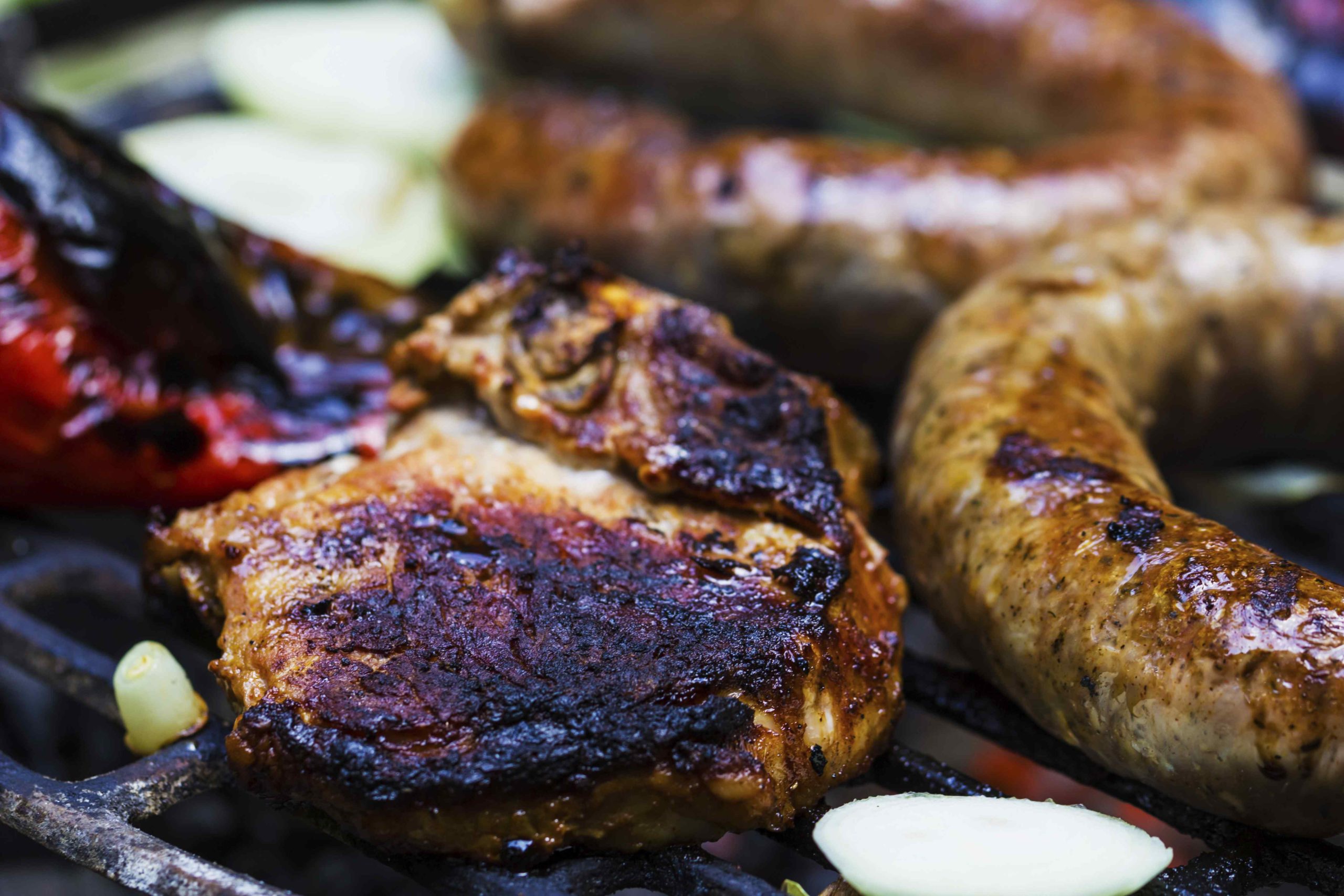 come evitare di bruciare la carne alla griglia