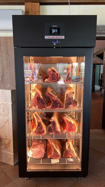 Klima Meat Easy - Restaurant Il Battibecco - Numana - Italy